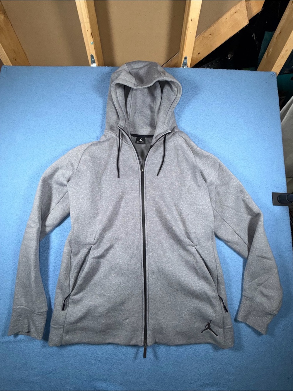 Jordan Men’s Light Gray Full-Zip Hooded Sweatshirt